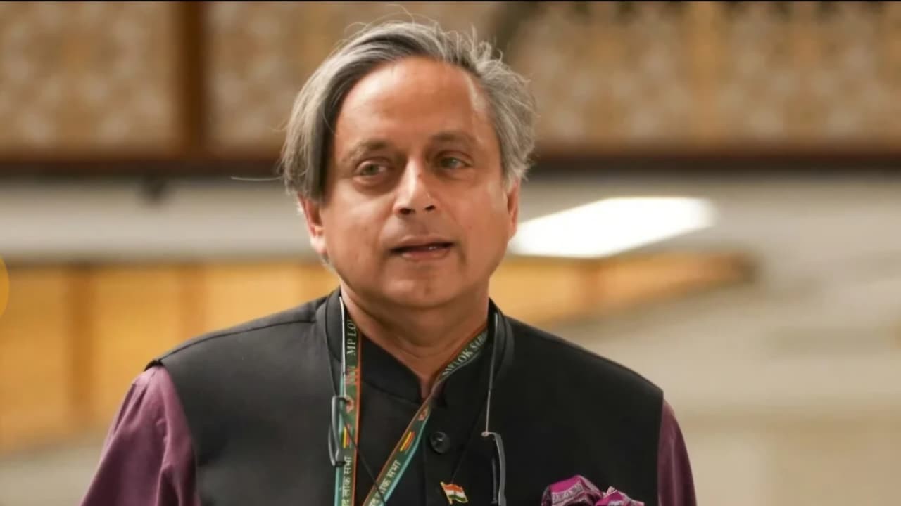 দিল্লিতে ২২ হাজার পুলিশ-আধাসামরিক বাহিনী মোতায়েন, উদ্বেগ শশী থারুরের